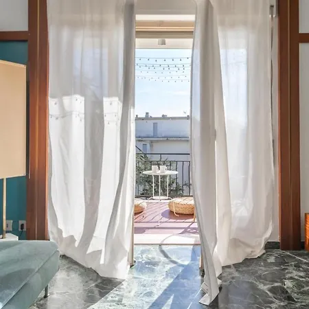 Italianway - Corso Inglesi 608 * סנרמו